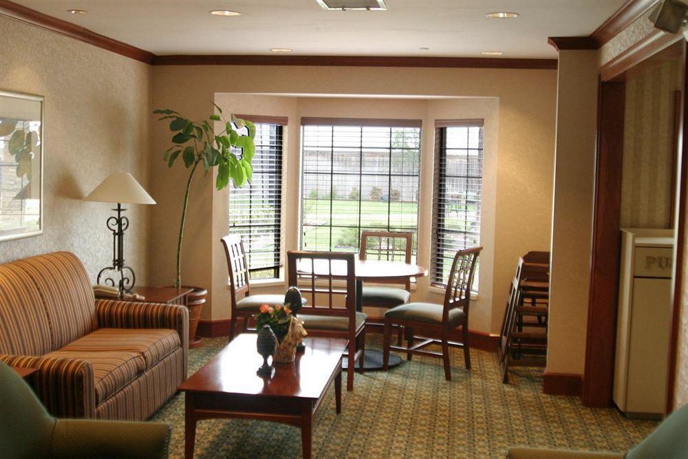 Staybridge Suites Tulsa-Woodland Hills, An Ihg Hotel Værelse billede