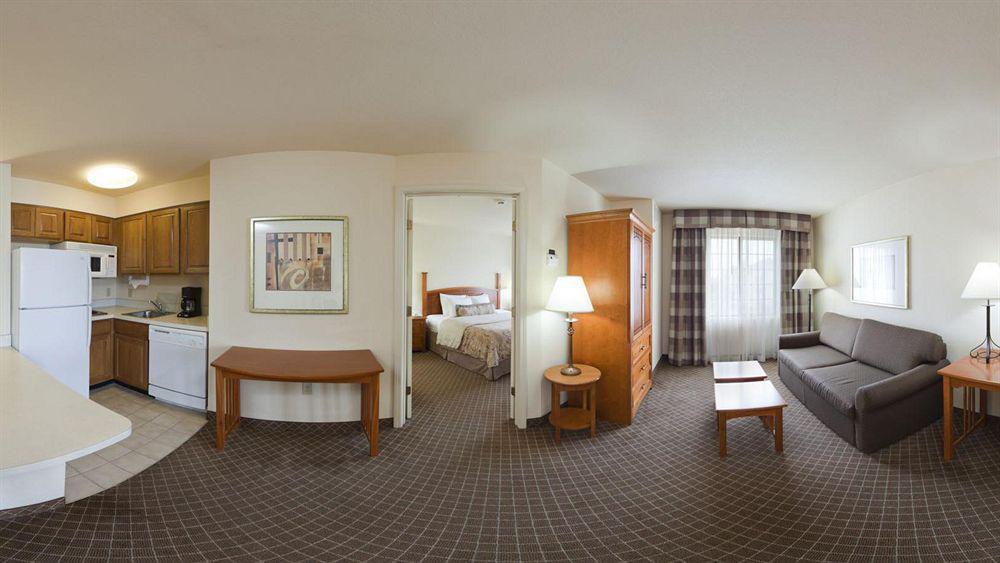 Staybridge Suites Tulsa-Woodland Hills, An Ihg Hotel Eksteriør billede